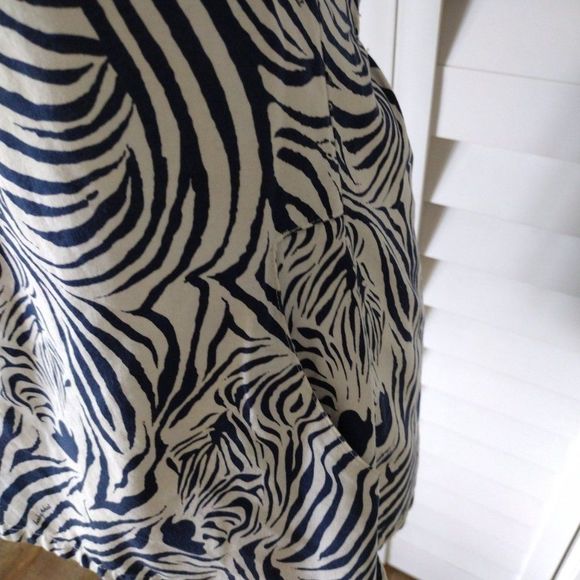 BABY Phat navy & white zebra Print crewneck cotton short sleeve top. Size‎ S. - Picture 6 of 8